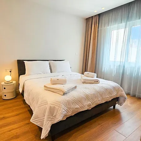 The Colors Of 公寓 *