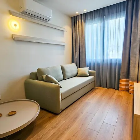 The Colors Of * לרנקה